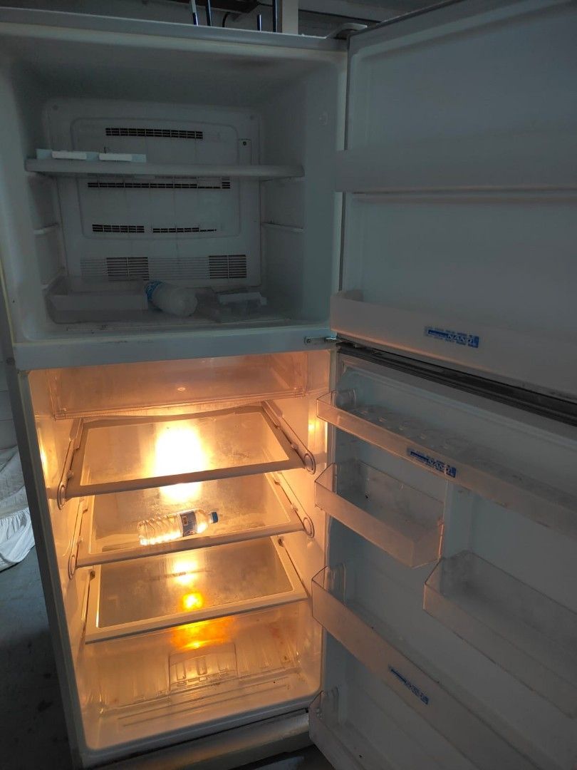 Fridge freezer shop warehouse clearance