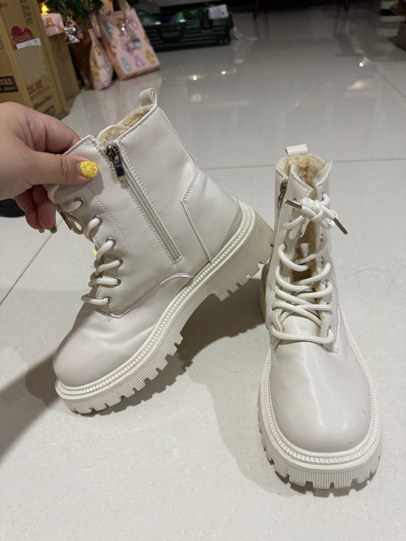 White hiking boots new arrivals