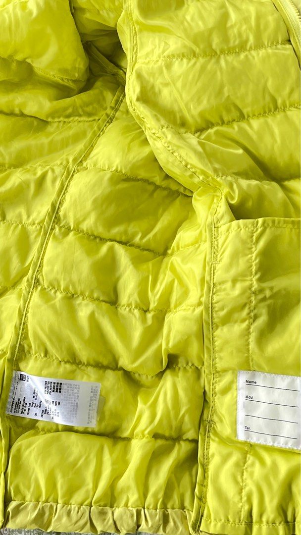 Winter jacket （分類：運動服裝）位於 Hong Kong。 由 wisefish_a1b6cf 提交（商品編號 1272336402，圖片 5）。簡介： Polyester filled Junior size fit for teenager / slim lady Attractive Lime colour 。