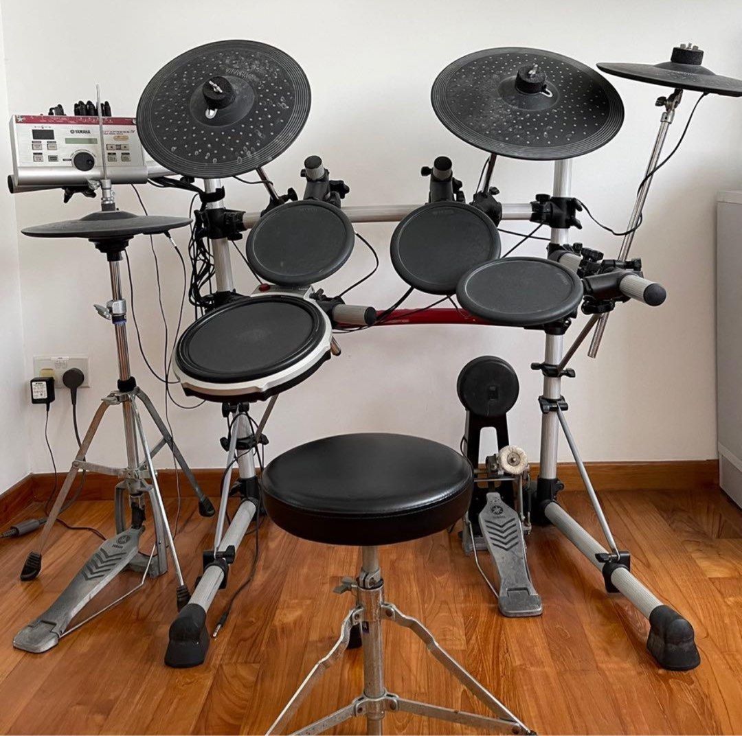 Yamaha DTXPRESS IV electronic drum set