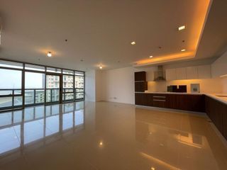 2 Bedroom East Gallery Place FOR SALE!! at BGC Taguig