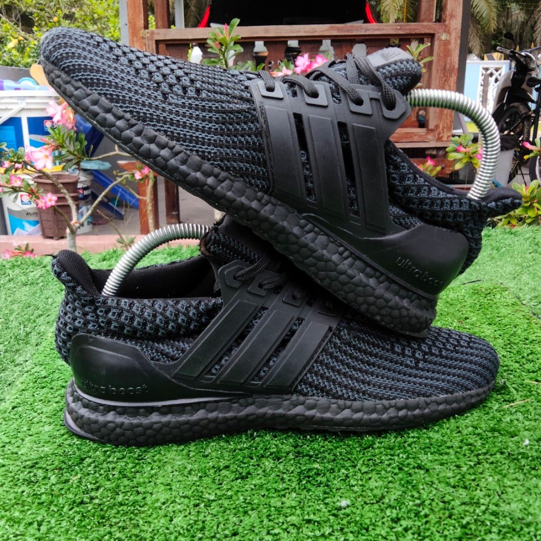 Ultraboost allblack store