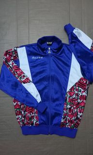(Category: ) located in . Submitted by k314.thriift (Listing ID 1271882032, Image 1). Description: .