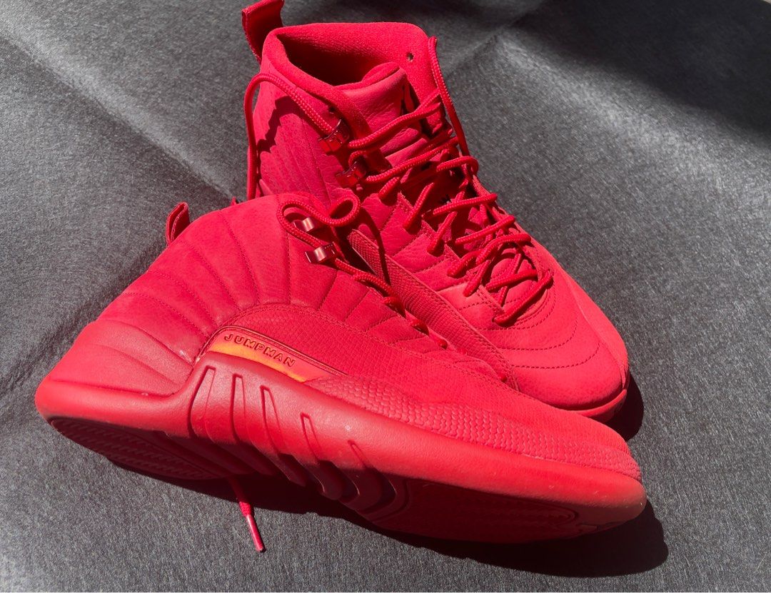 All red 12s 2018 top