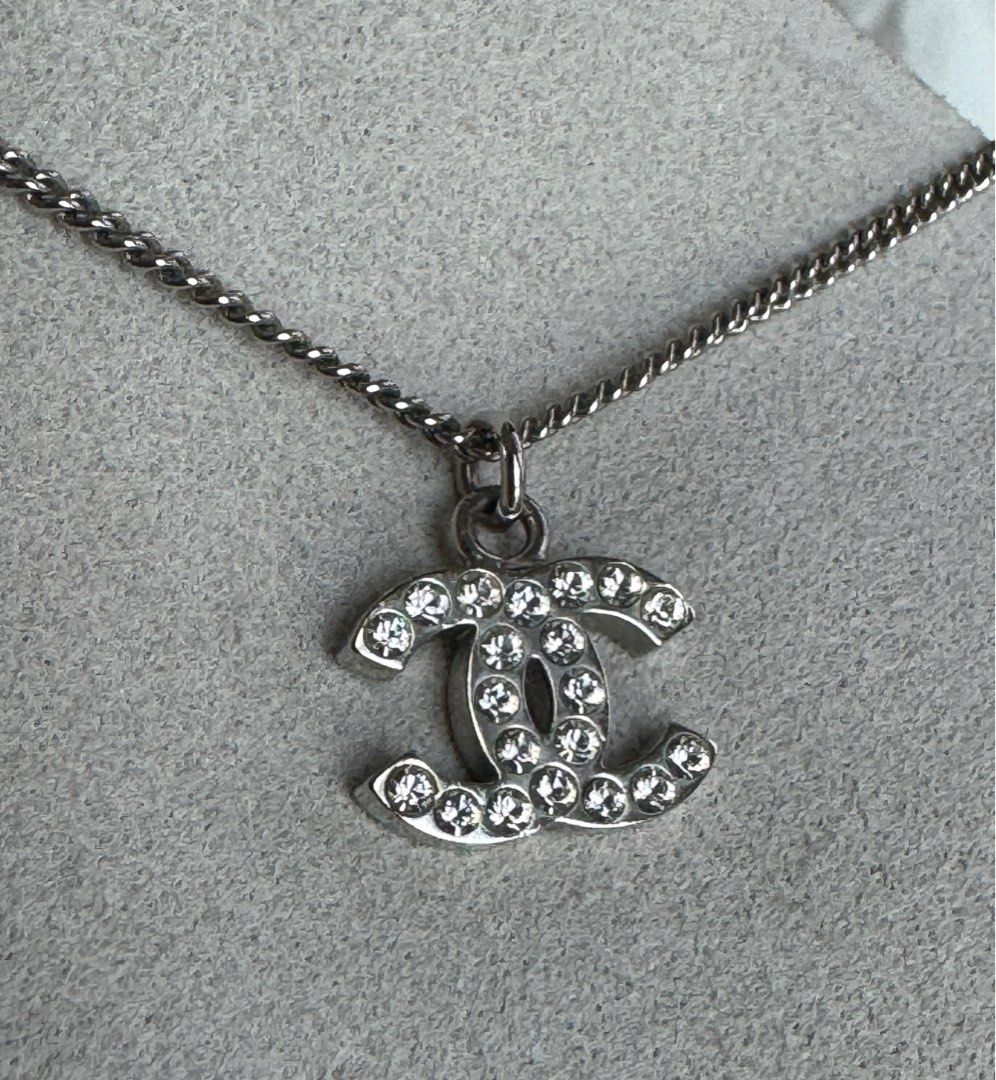 Chanel rhinestone necklace discount