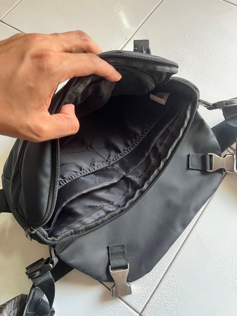 AUTHENTIC VOLKSWAGEN SLING BAG MESSENGER