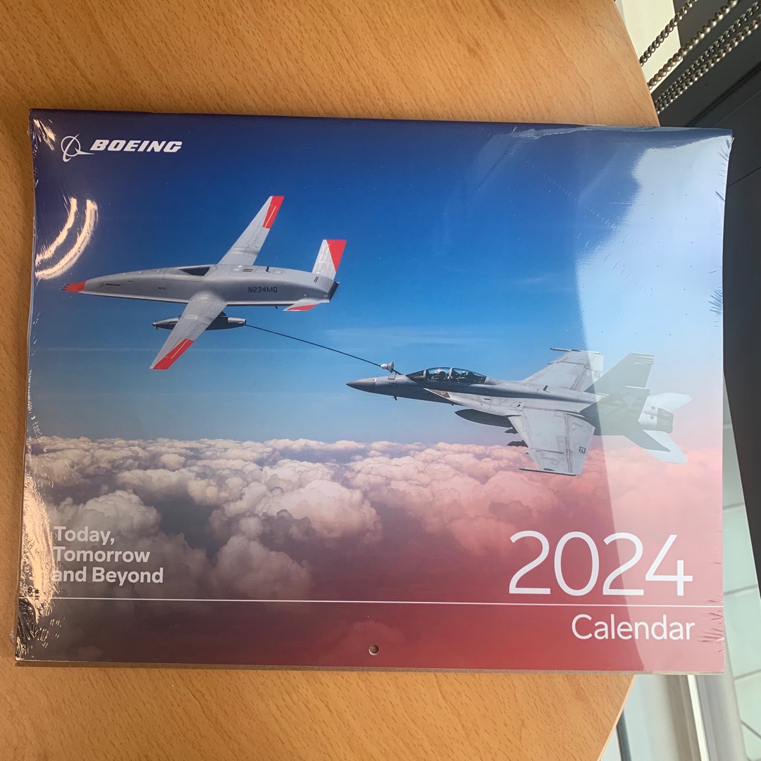 Boeing Year 2024 wall calendar 2024年波音飛機掛牆月曆, 興趣及遊戲, 手作＆自家設計, 文具