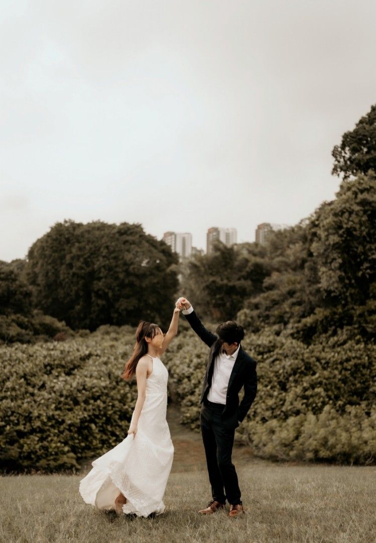 Bridal gown store rental