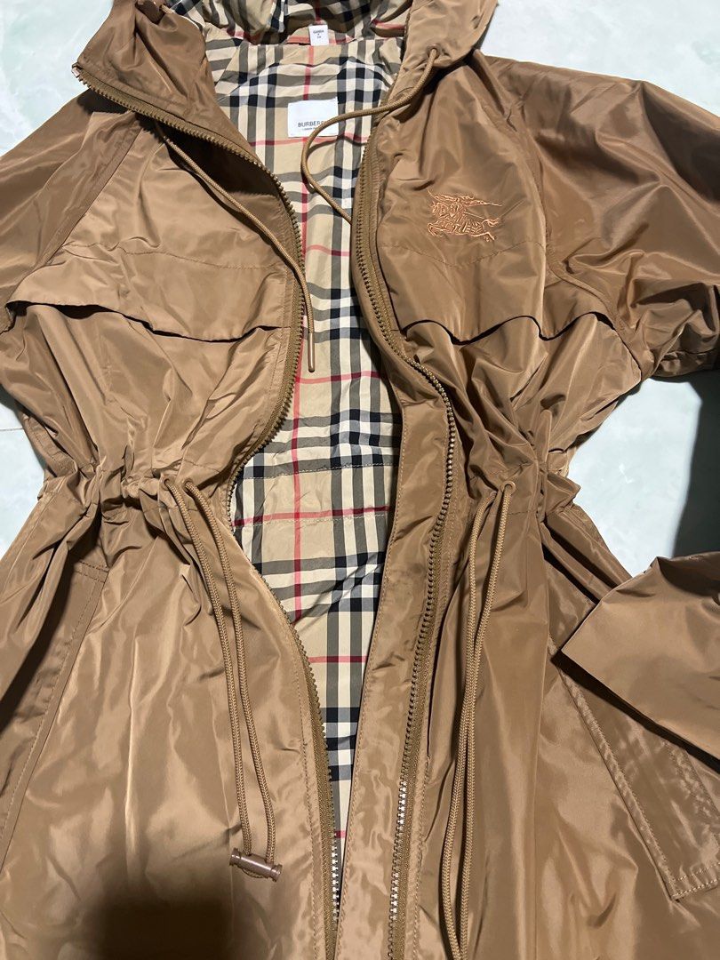 Burberry windbreaker 2024