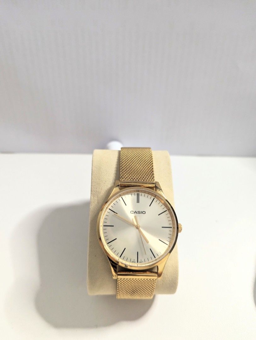 Casio gold sale mesh watch