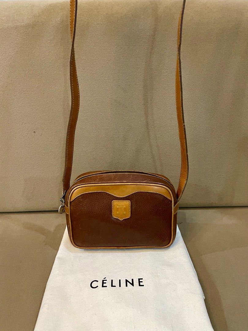 Celine Leather Crossbody Bag (Category: Luxury Bags & Wallets) located in Paranaque City. Submitted by katlouieleandicho (Listing ID 1272550606, Image 3). Description: 💯Authentic Made in Italy 8/10 condition .