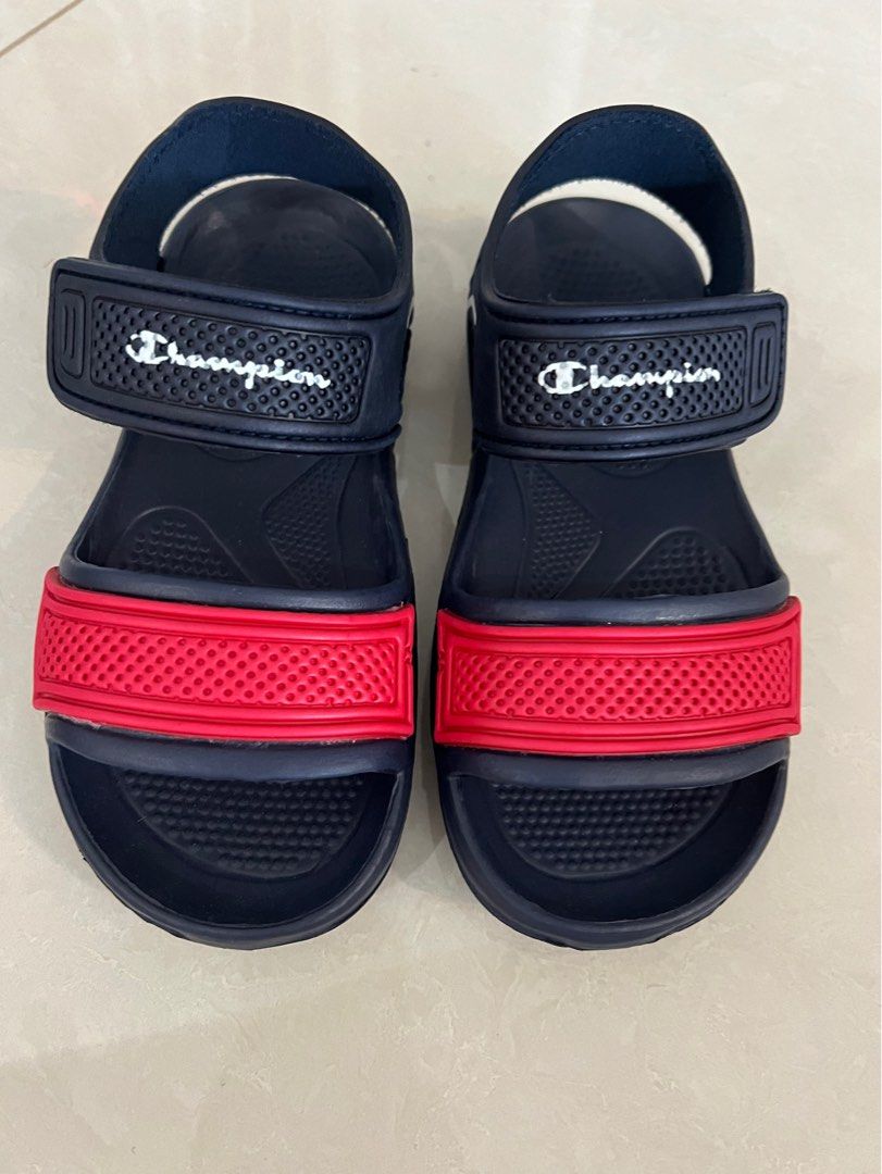 Champion top girl sandals