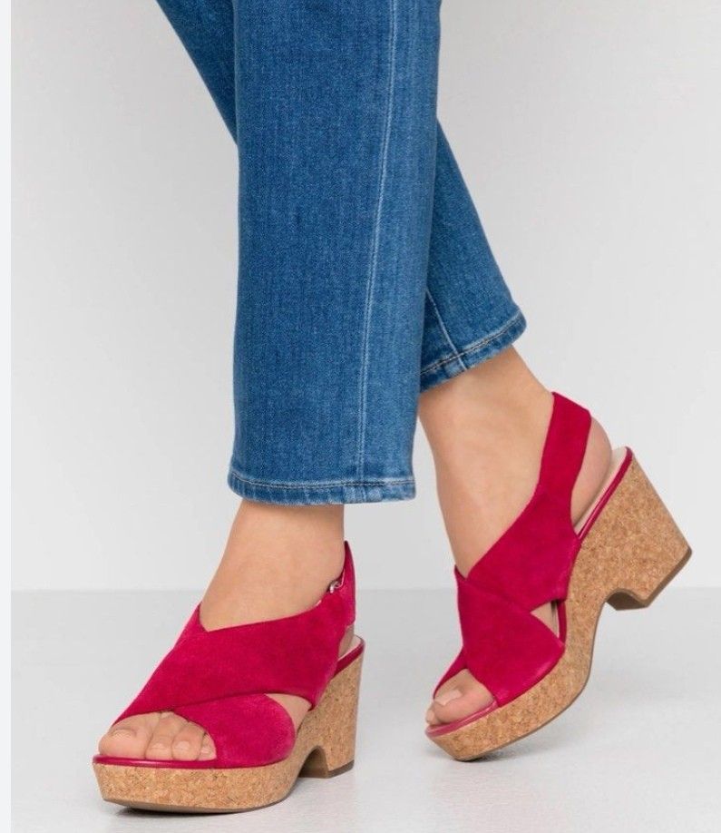 Clarks 2025 pink wedges