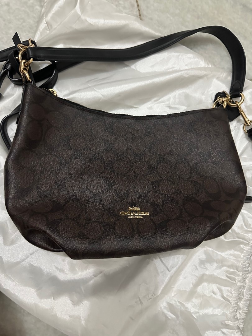 Small skylar hobo hotsell in signature canvas