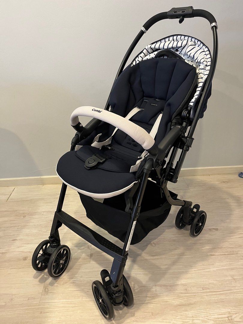 Combi reversible stroller hot sale