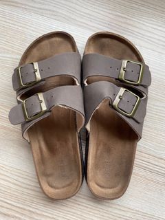 (Category: ) located in . Submitted by minimalwears (Listing ID 1272526992, Image 1). Description: .