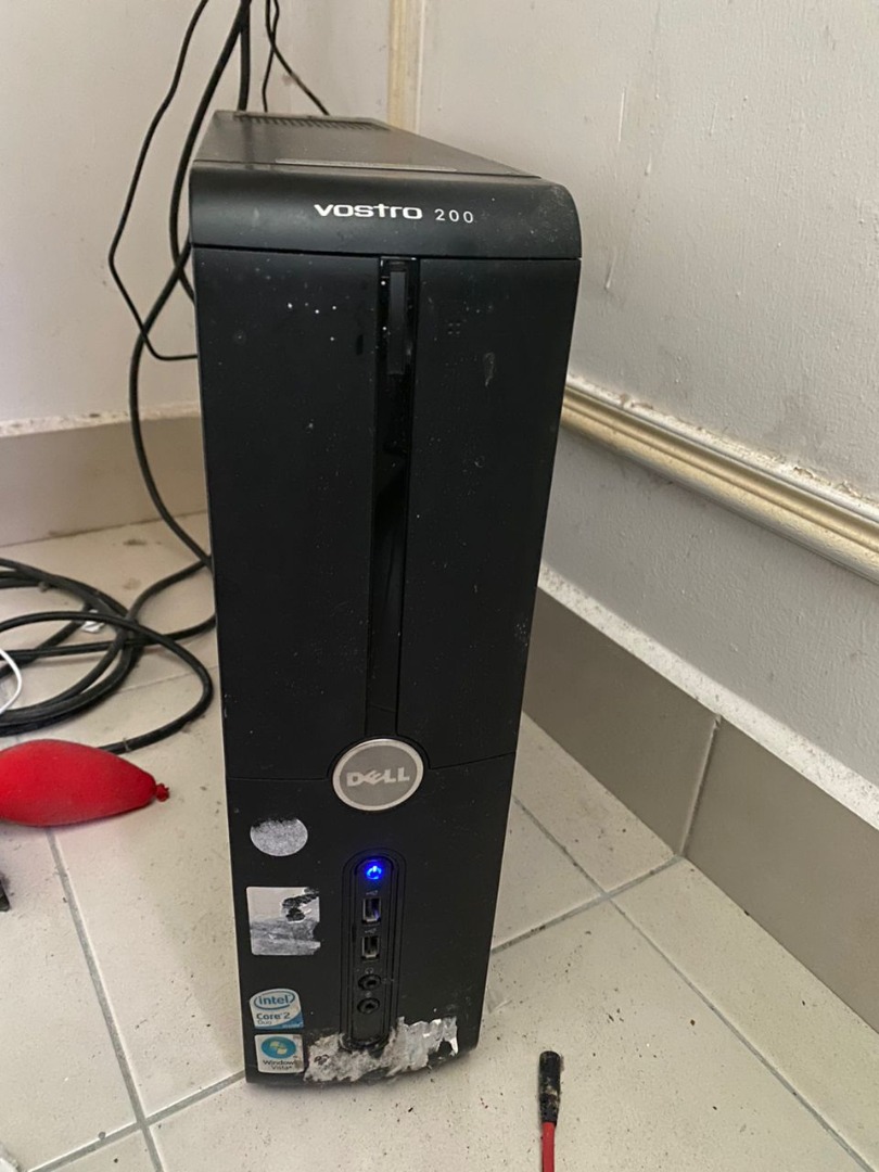 Dell Vostro 200, Computers & Tech, Desktops on Carousell