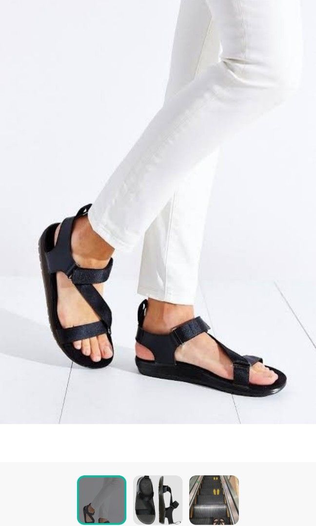 DR. MARTENS BALFOUR SANDALS SIZE 6 WOMEN Women s Fashion