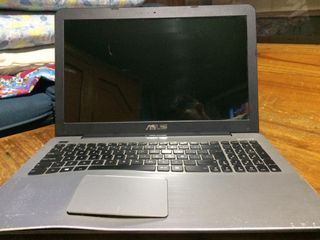 For sale rush asus F555L notebook pc  8gb 1tb core i5