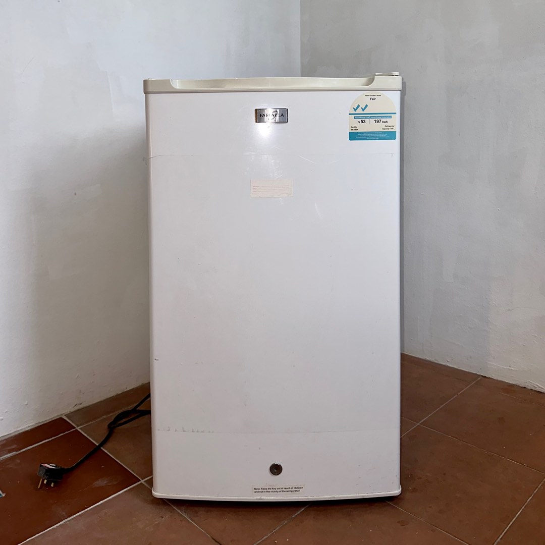 Farfalla mini sale fridge