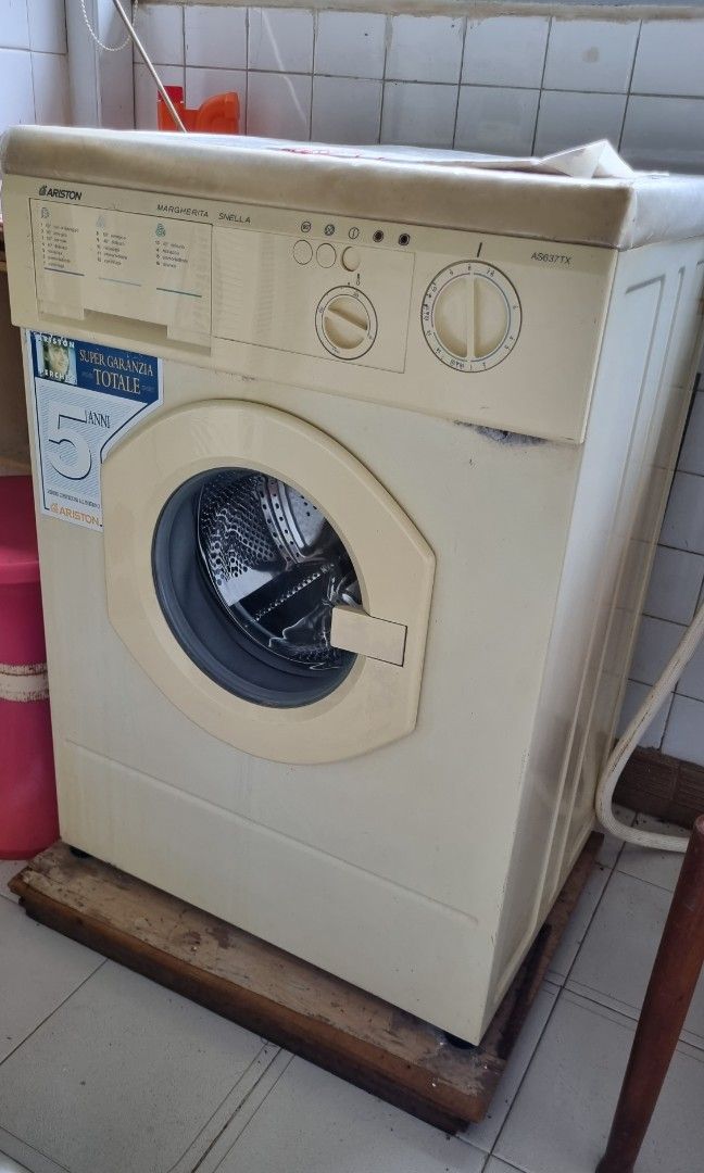 Free Ariston Washing Machine, TV & Home Appliances, Washing Machines