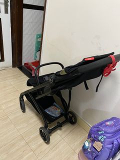 （分類：）位於 。 由 yanheilee 提交（商品編號 1272597841，圖片 1）。簡介： 。