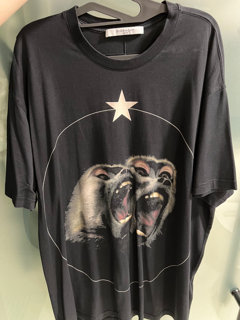 Givenchy oversized screaming monkey T shirt Men s Fashion Tops