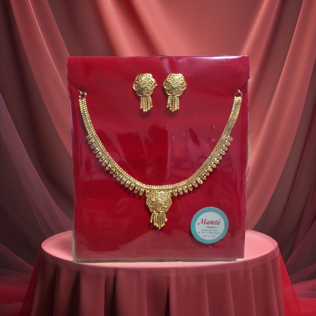 Gold finish deals necklace