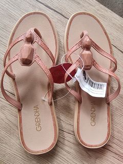 (Category: ) located in . Submitted by pipareloved (Listing ID 1272502700, Image 1). Description: .