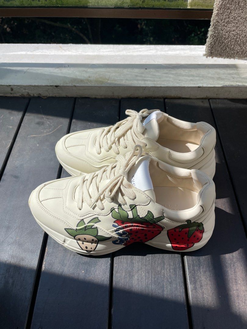 Gucci shoes strawberry hotsell
