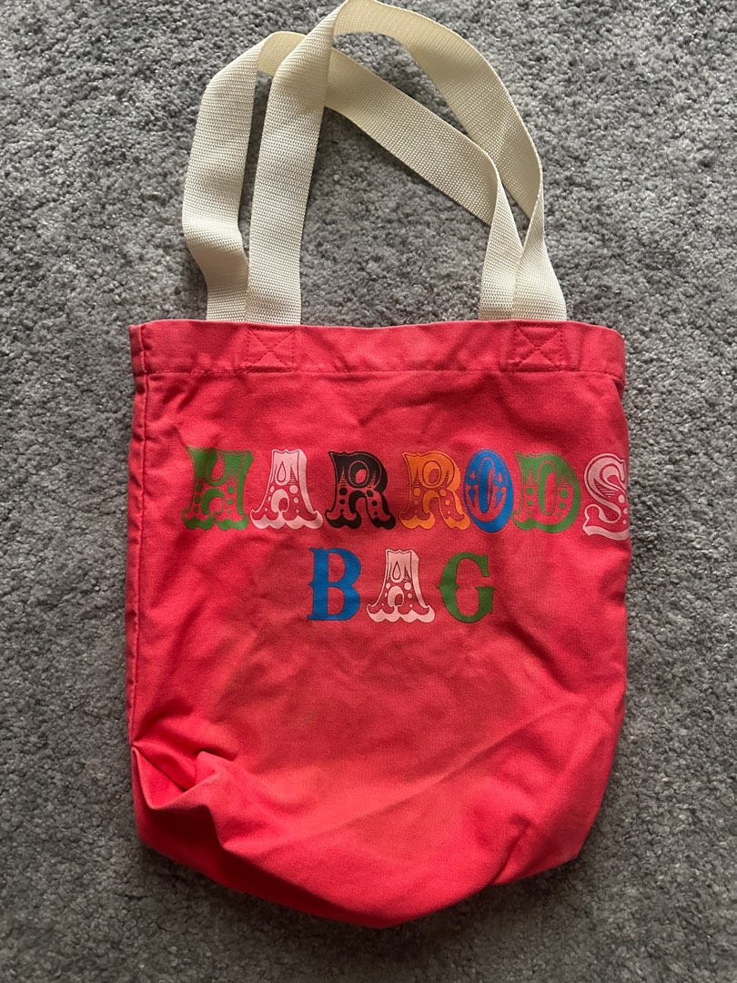 Harrods shopping bag in red Women s Fashion Bags Wallets Tote