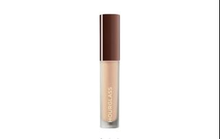 Hourglass Vanish Airbrush Concealer 1.3ML Concealer Shade: BIRCH,CRÈME,COTTON,SILK,OAT,CEDAR and PEARL (***Free Shipping***)64237566374019110