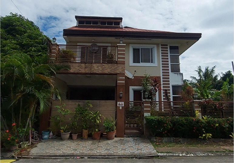 House and Lot For Sale In Robinsons Vineyard Subdivision, Dasmarinas