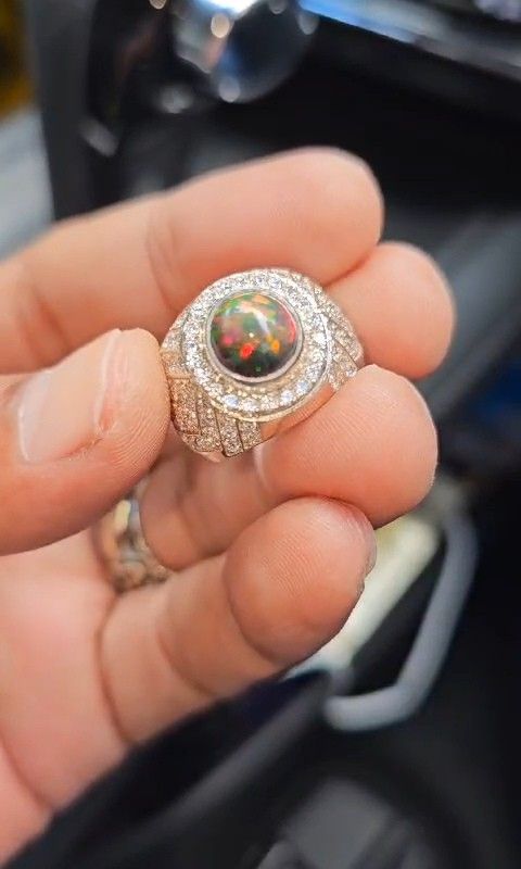 KALIMAYA BLACK OPAL IN SILVER RING Men s Fashion Watches