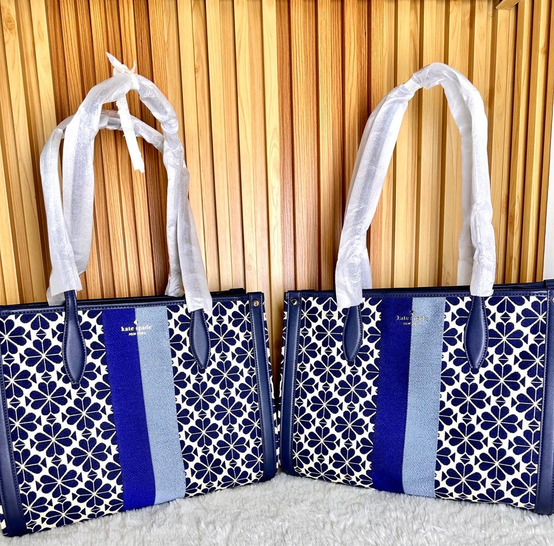 Kate Spade Floral Medium Jacquard Tote (Category: Luxury Bags & Wallets) located in Mandaluyong City. Submitted by shop_0n_the_spot (Listing ID 1272612367, Image 1). Description: 💯% GUARANTEED ORIGINAL & BRAND NEW. ✅ Brand New with Tag, Carecard ✅ Polyplastic ✅ Paper bag (if only available) ▪️We shall not be held responsible/liable for any lost/damage/delay due to courier negligence. ▪️All joy miners will no longer be entertained in the future. 