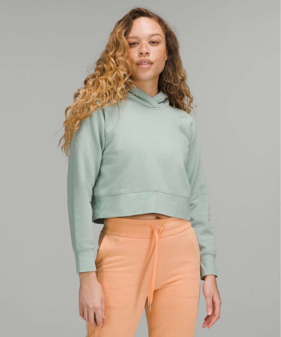 Cropped store lululemon hoodie