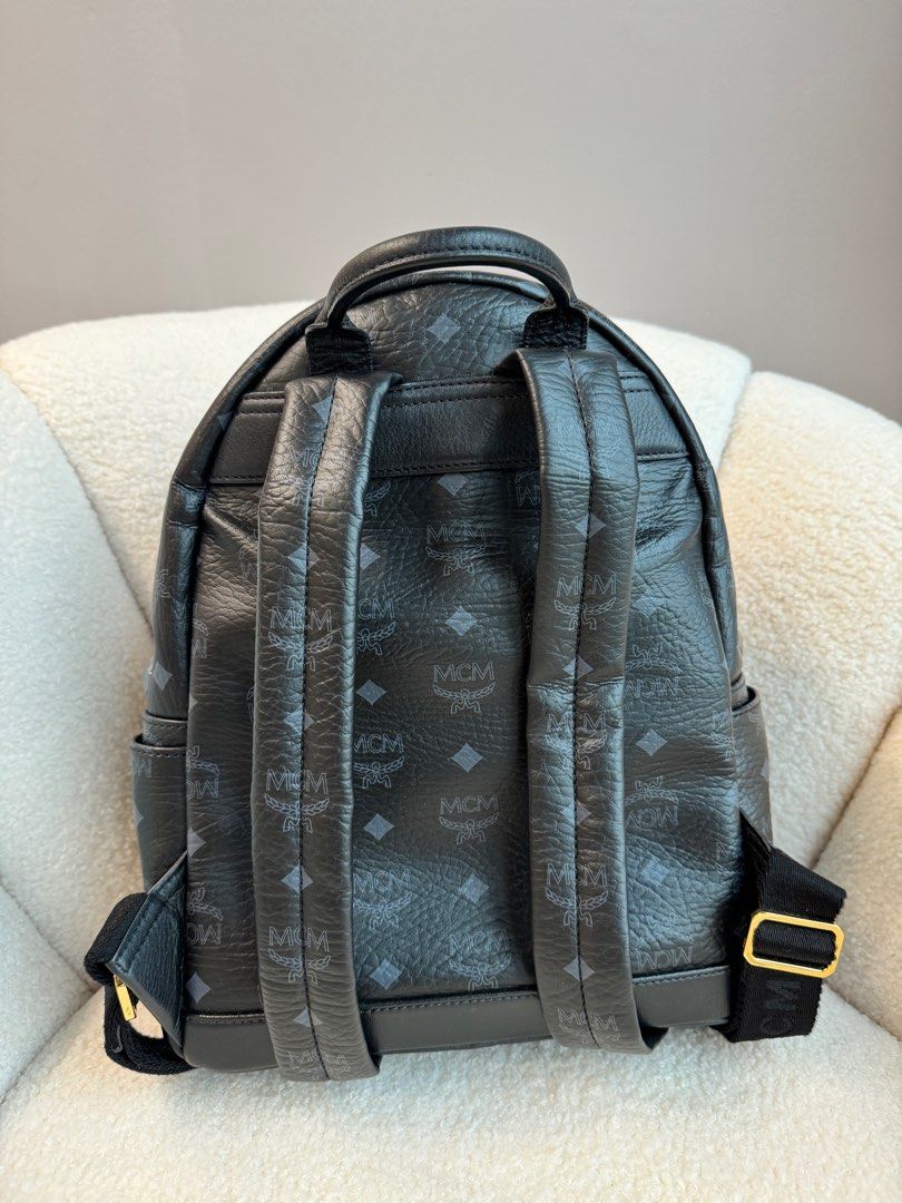 Mcm laptop 2025 backpack