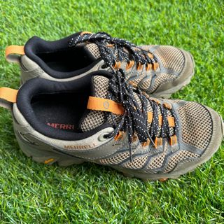 Affordable trekking shoes outlet