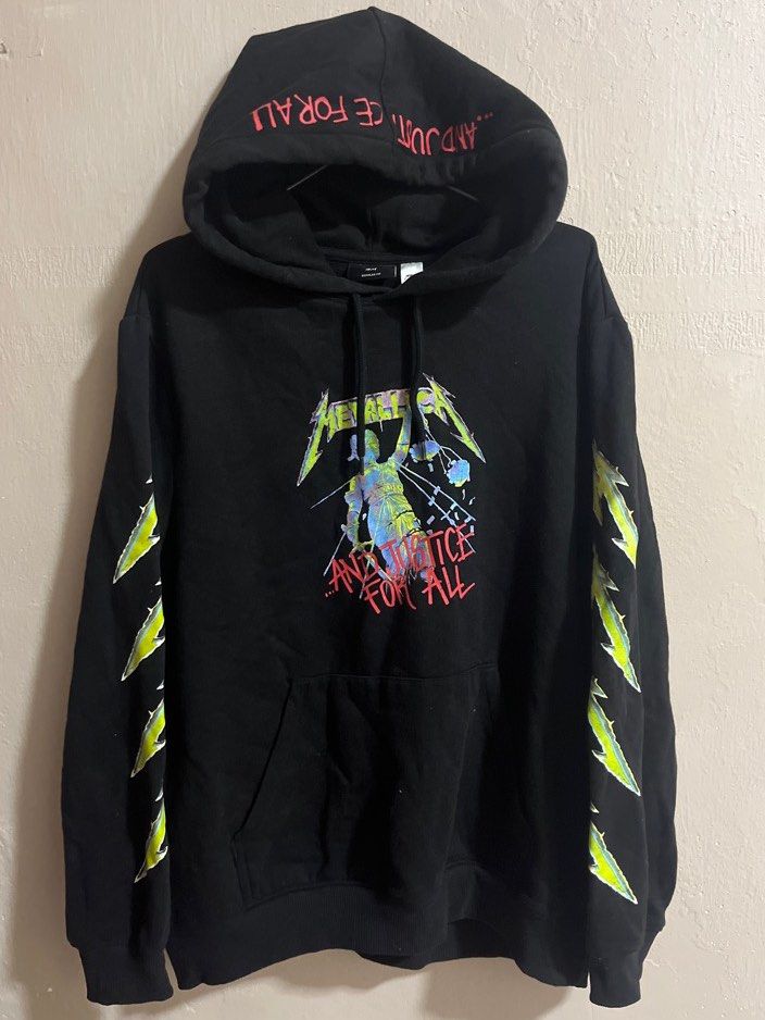 Metallica Hoodie from H M Men s Fashion Activewear on Carousell