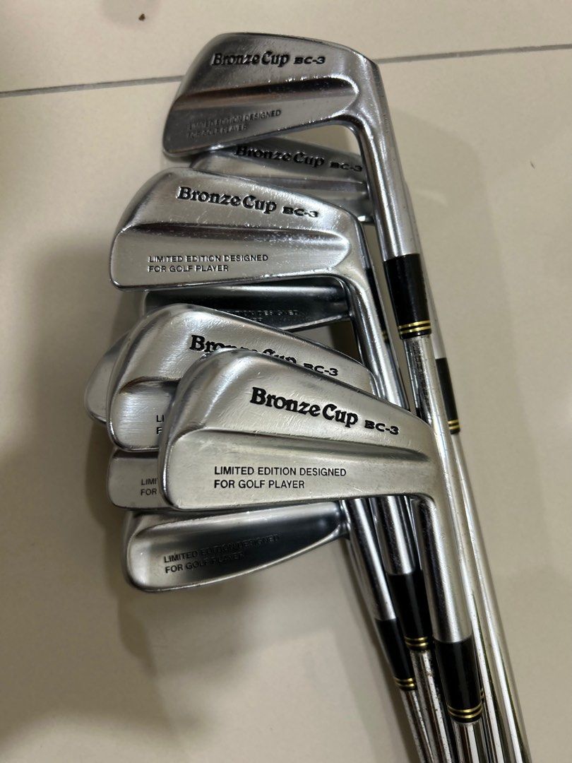 Mizuno top bronze irons