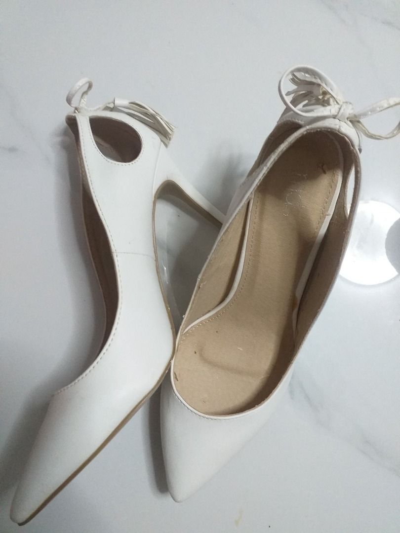 White heels clearance size 3