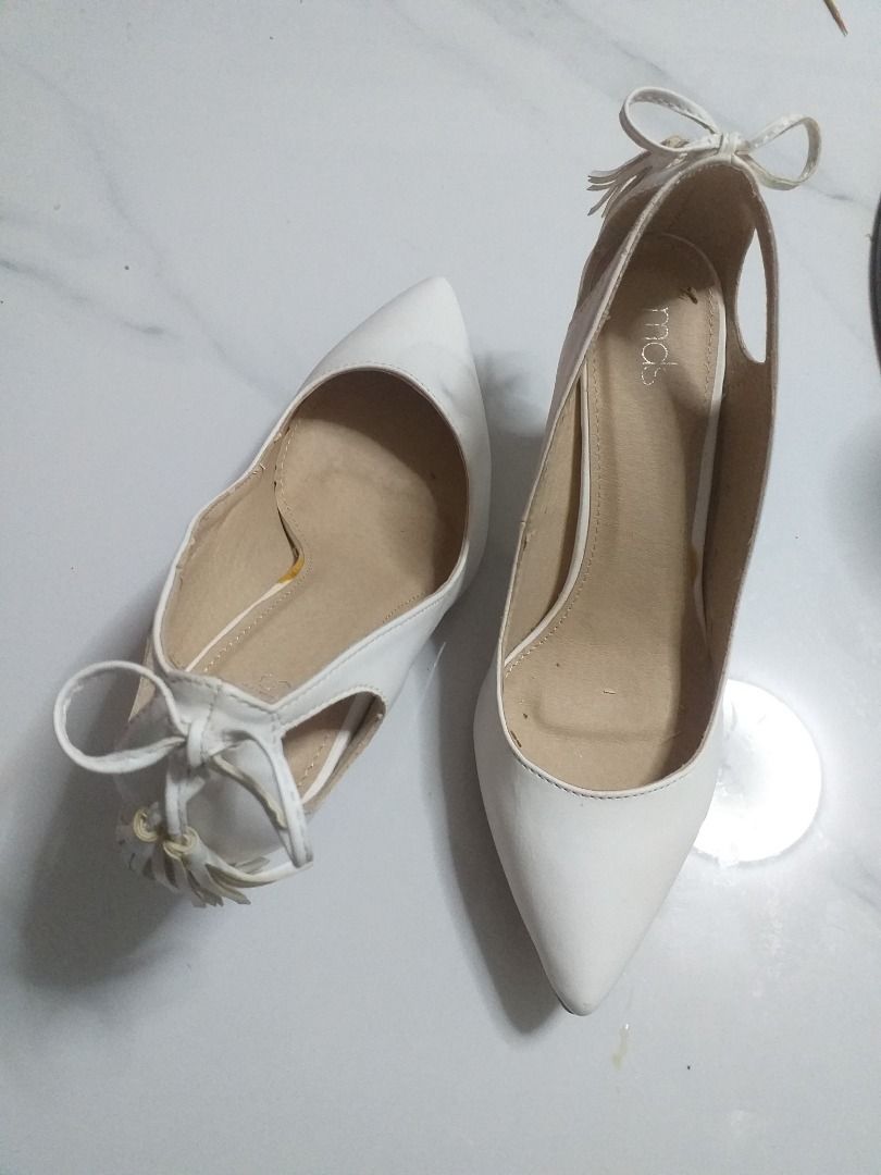 White heels size 3 outlet
