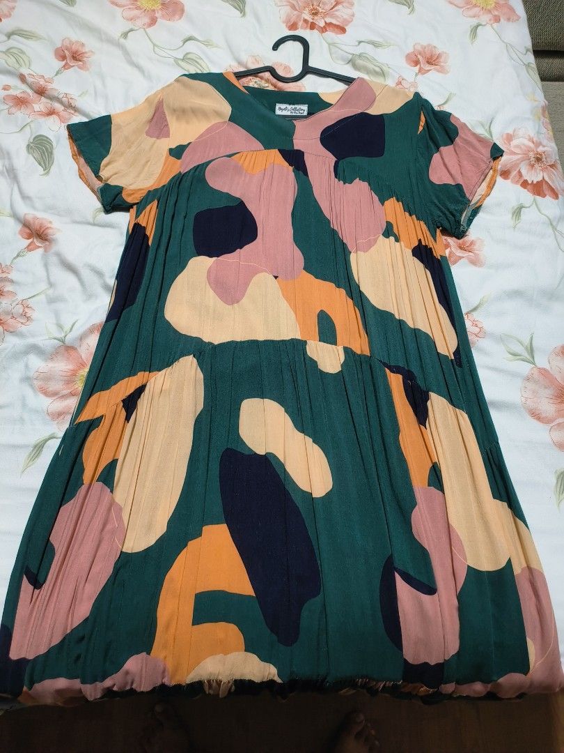 Gorman comb store over dress