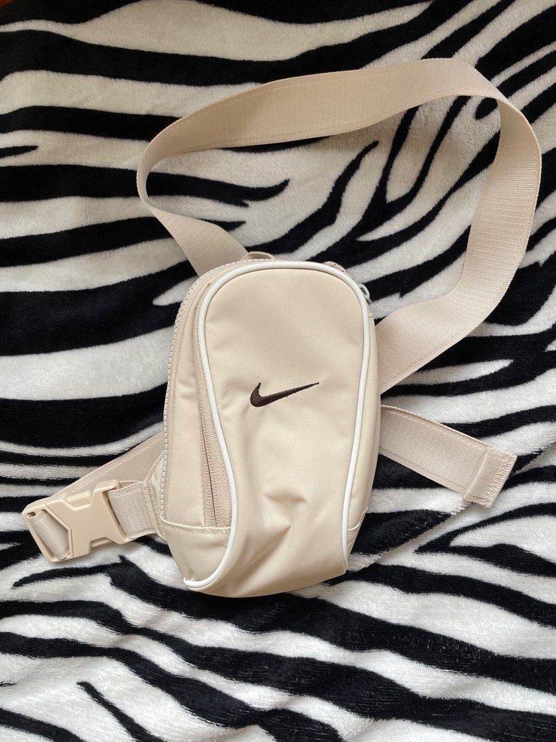 mens nike body bag