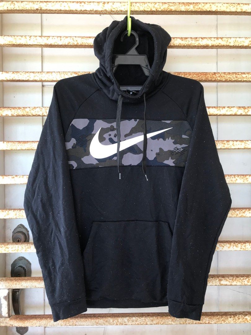 Nike camo swoosh discount hoodie