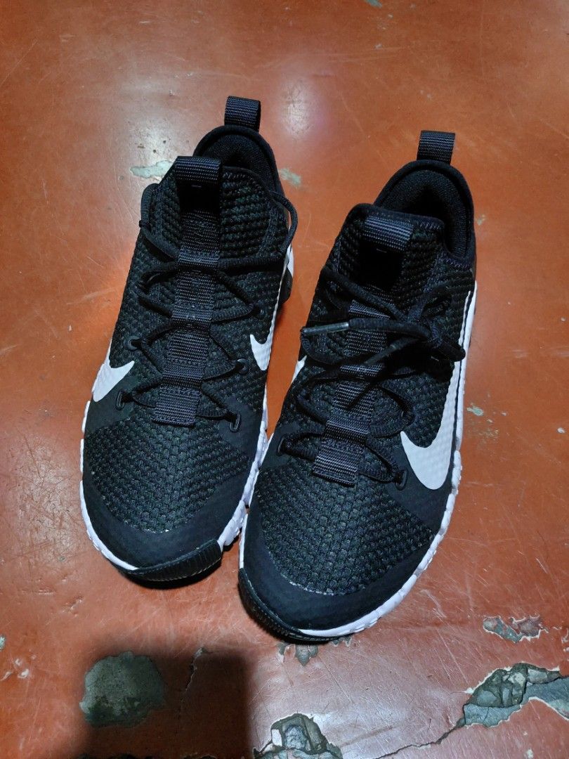 Nike Free Metcon 3 Black White Training Shoes 27 cm Men s Fashion Footwear Sneakers on Carousell