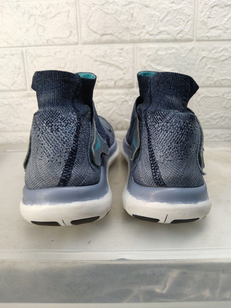 Free rn deals motion flyknit youth