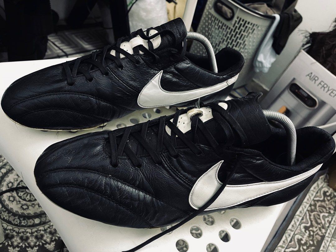 Nike uk 9.5 2025