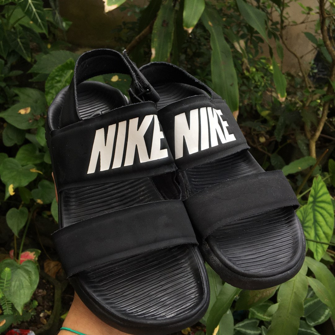 WMNS) Nike Tanjun Sandal 'Black White' 882694-001 - KICKS CREW