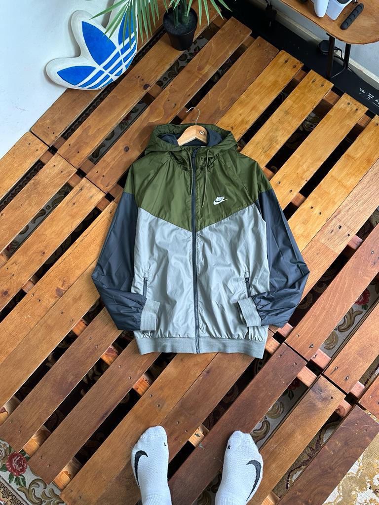 Olive green store nike windbreaker